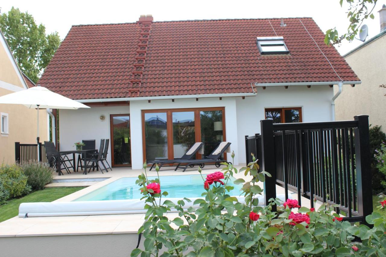 Ferienhaus Kaiserbaum Illmitz Exterior photo